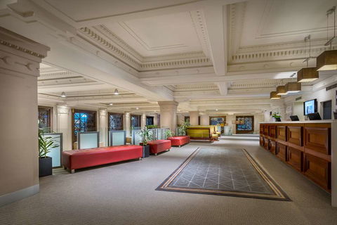 Batman's Hill on Collins - Darwin Holiday 1