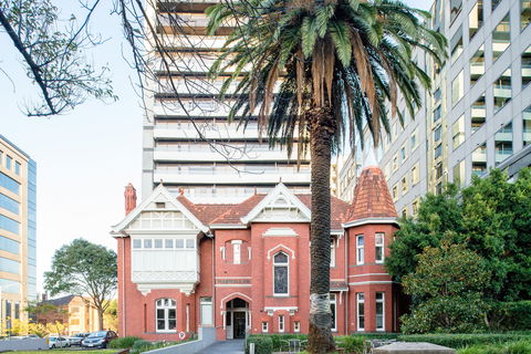 Seasons Heritage Melbourne - Darwin Holiday 0