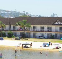 The Clan Lakeside Lodge - Darwin Holiday