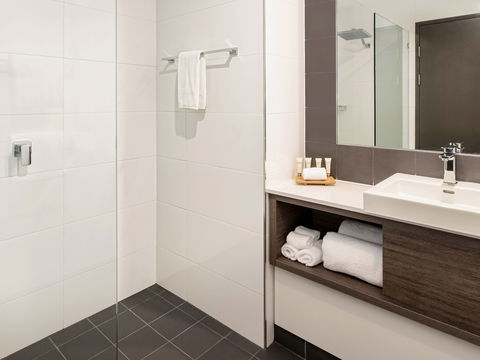 Mercure Sunshine Coast Kawana Waters - Darwin Holiday 6