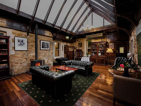Mount Lofty House - Darwin Holiday 12