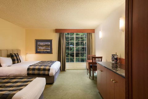 Country Club Tasmania - Darwin Holiday 5