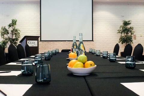 The Clan Lakeside Lodge - Darwin Holiday 2