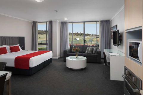 Rydges Mount Panorama Bathurst - Darwin Holiday 0