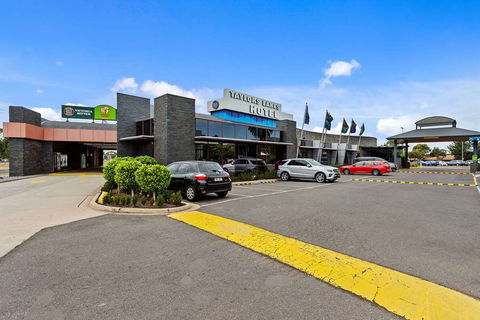 Quality Inn Taylors Lakes Motel - Darwin Holiday 2
