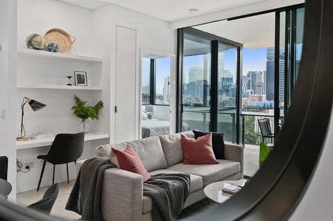 Arise On Hope Street - Darwin Holiday 1