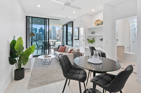 Arise On Hope Street - Darwin Holiday 2