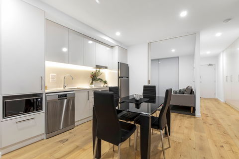 Astra Apartments Newcastle - Darwin Holiday 2