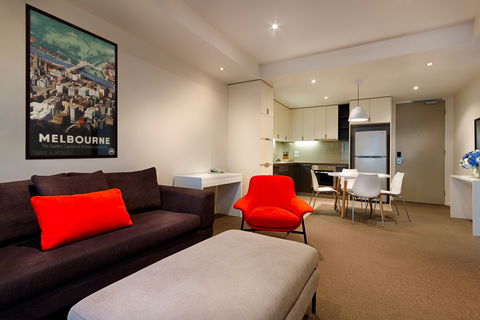 Caroline Serviced Apartments - Darwin Holiday 1