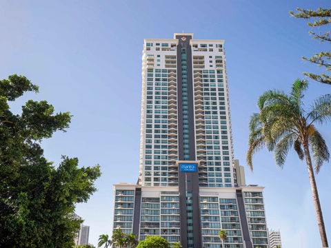Mantra Crown Towers Surfers Paradise - Darwin Holiday 0