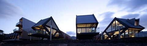 Mona Pavilions - Darwin Holiday 1