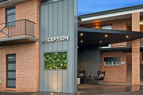 Bluegum Motel - Darwin Holiday 1