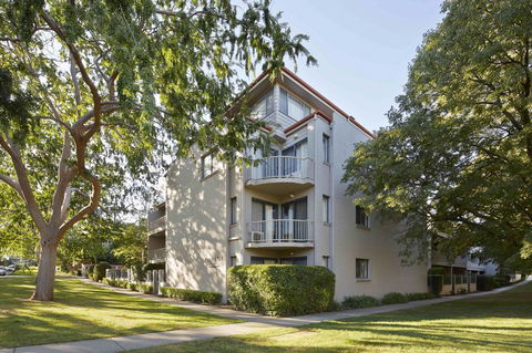 Pinnacle Apartments - Darwin Holiday 3