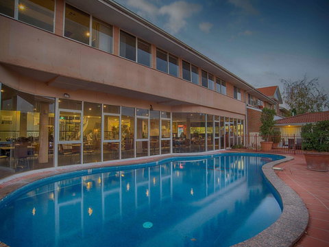 Ibis Styles Canberra - Darwin Holiday 43