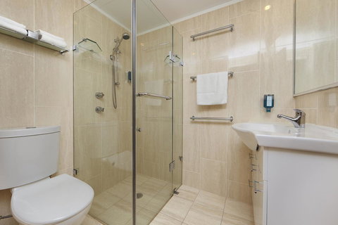 Ibis Styles Canberra - Darwin Holiday 22