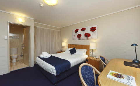 Ibis Styles Canberra - Darwin Holiday 9