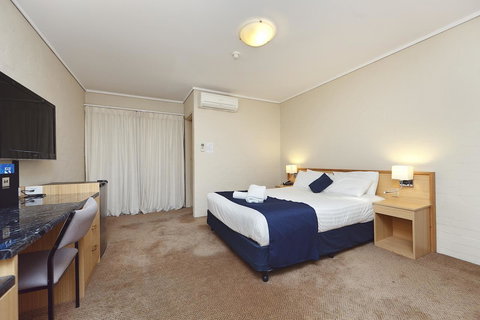 Ibis Styles Canberra - Darwin Holiday 18