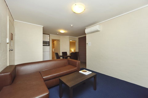 Ibis Styles Canberra - Darwin Holiday 33