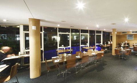 Ibis Styles Canberra - Darwin Holiday 21