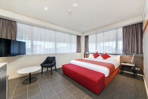 Abode Woden - Darwin Holiday 24