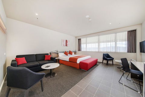 Abode Woden - Darwin Holiday 8