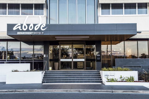 Abode Woden - Darwin Holiday 22