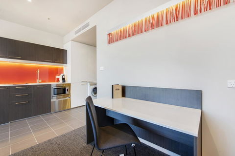 Abode Woden - Darwin Holiday 16