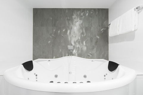 Avenue Hotel Canberra - Darwin Holiday 19