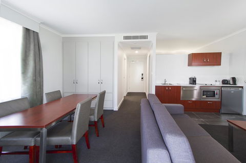 Abode Narrabundah - Darwin Holiday 7