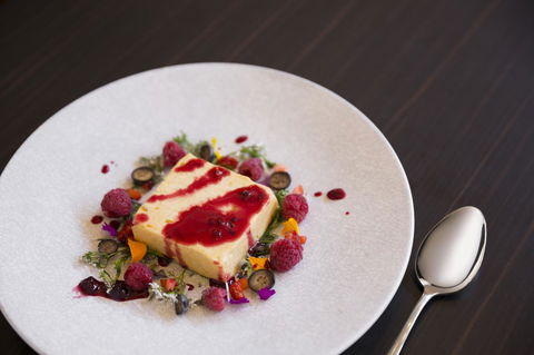 Hotel Kurrajong Canberra - Darwin Holiday 14