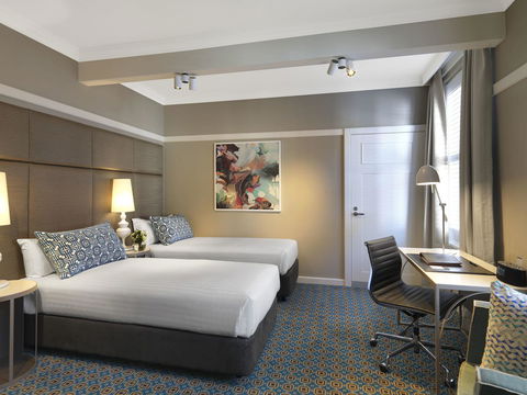 Hotel Kurrajong Canberra - Darwin Holiday 21