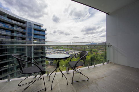 Manhattan 303 Canberra City ACT - Darwin Holiday 17