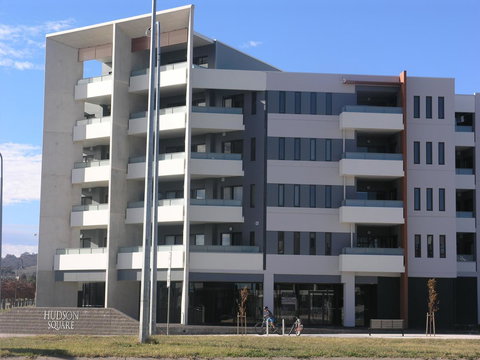 Kesh At Hudson Square - Darwin Holiday 6