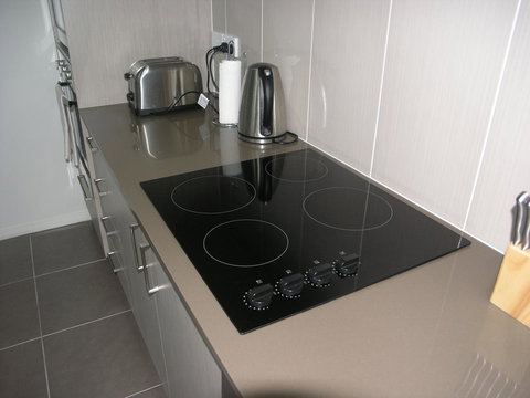 Kesh At Hudson Square - Darwin Holiday 25