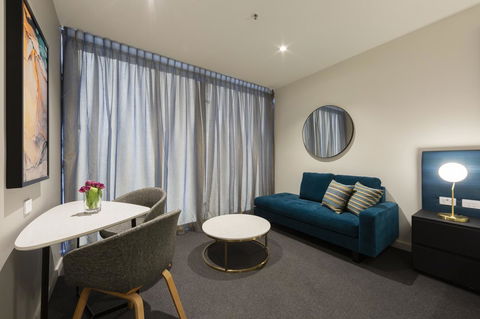 Mercure Canberra Belconnen - Darwin Holiday 12
