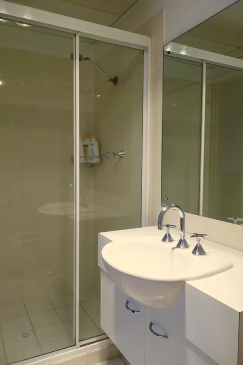 Kingston Comfy Apartment - Darwin Holiday 8