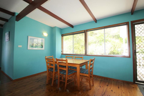 Bally High, 20 Dulconghi Street - Darwin Holiday 12