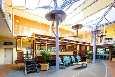 Quality Hotel Dickson - Darwin Holiday 2