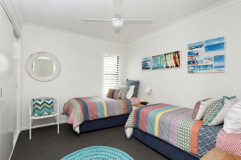 Mollymook Beachfront Penthouse 9 - Darwin Holiday 6