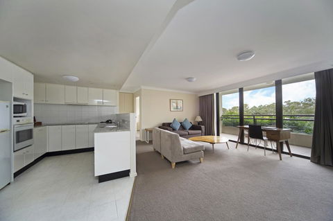 BreakFree Capital Tower Apartments - Darwin Holiday 24