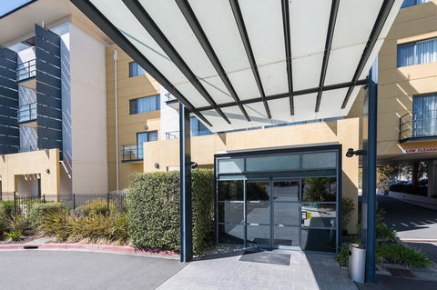 The Woden Hotel - Darwin Holiday 3