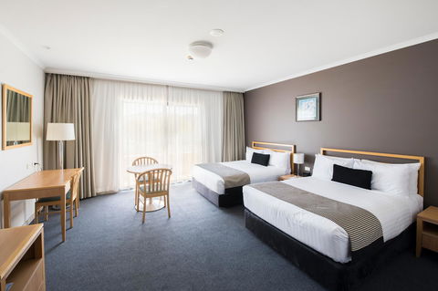 The Woden Hotel - Darwin Holiday 8