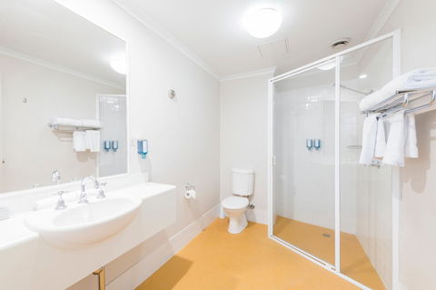The Woden Hotel - Darwin Holiday 14