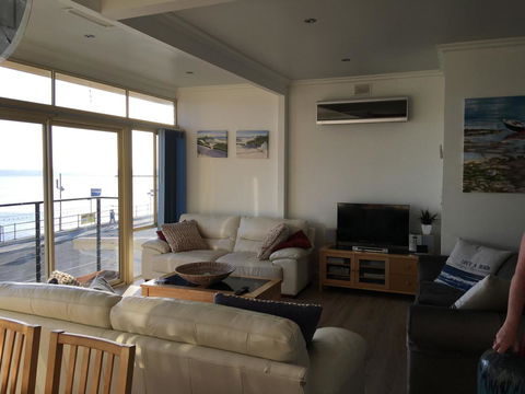 Crystal Blue Apartment - Darwin Holiday 35