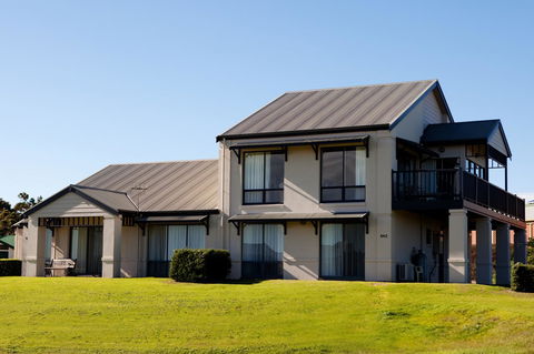McCracken Country Club - Darwin Holiday 3