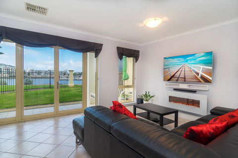 Port Adelaide Harbourside House - Darwin Holiday 2
