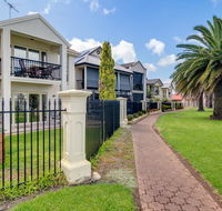 Port Adelaide Harbourside House - Darwin Holiday