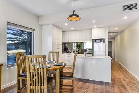 Bonnies Of Beachport - Darwin Holiday 15