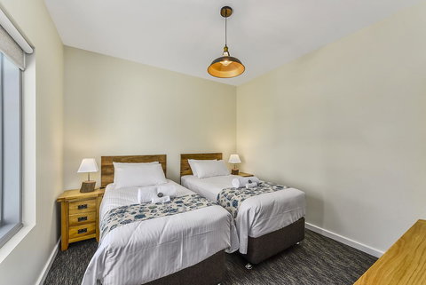 Bonnies Of Beachport - Darwin Holiday 39