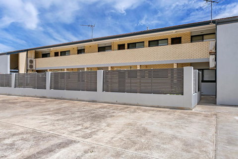 Blissful Beachfront Beachouse - Darwin Holiday 11